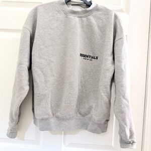Essentials fear of god crewneck